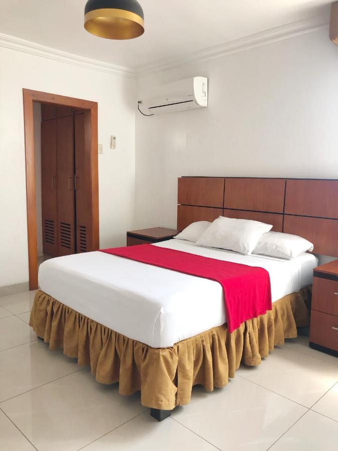 Hoteles En Guayaquil - Suites Guayaquil Cerca Del Aeropuerto מראה חיצוני תמונה