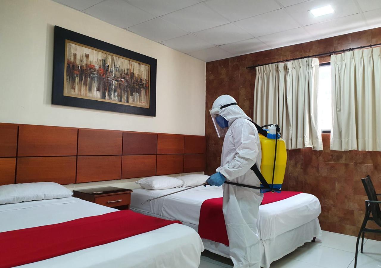 Hoteles En Guayaquil - Suites Guayaquil Cerca Del Aeropuerto מראה חיצוני תמונה